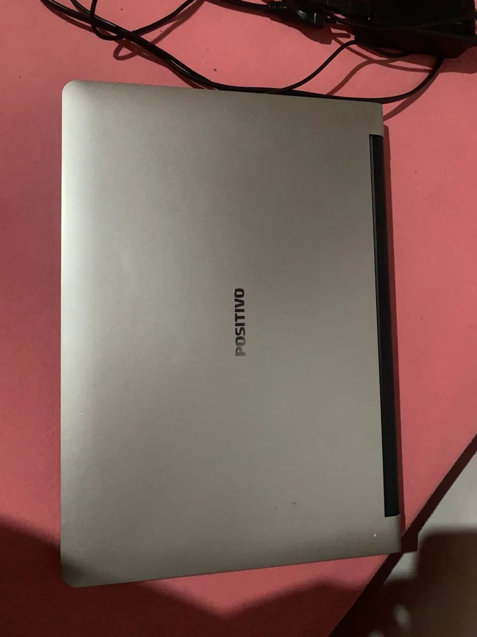 Notebook positivo, modelo premium inclui porta HDMI, portas USB e uma tela de 14 polegadas