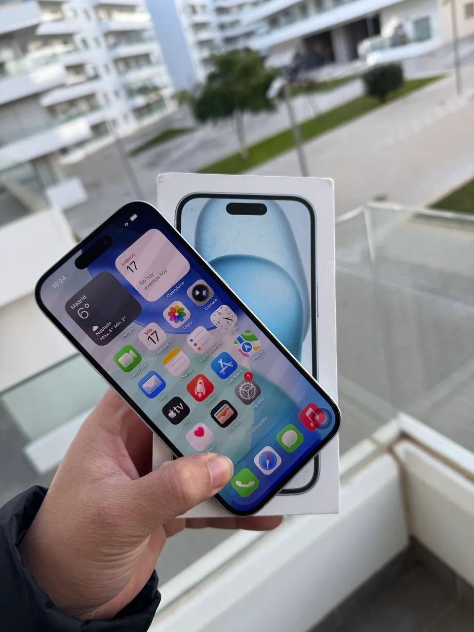 iPhone 15