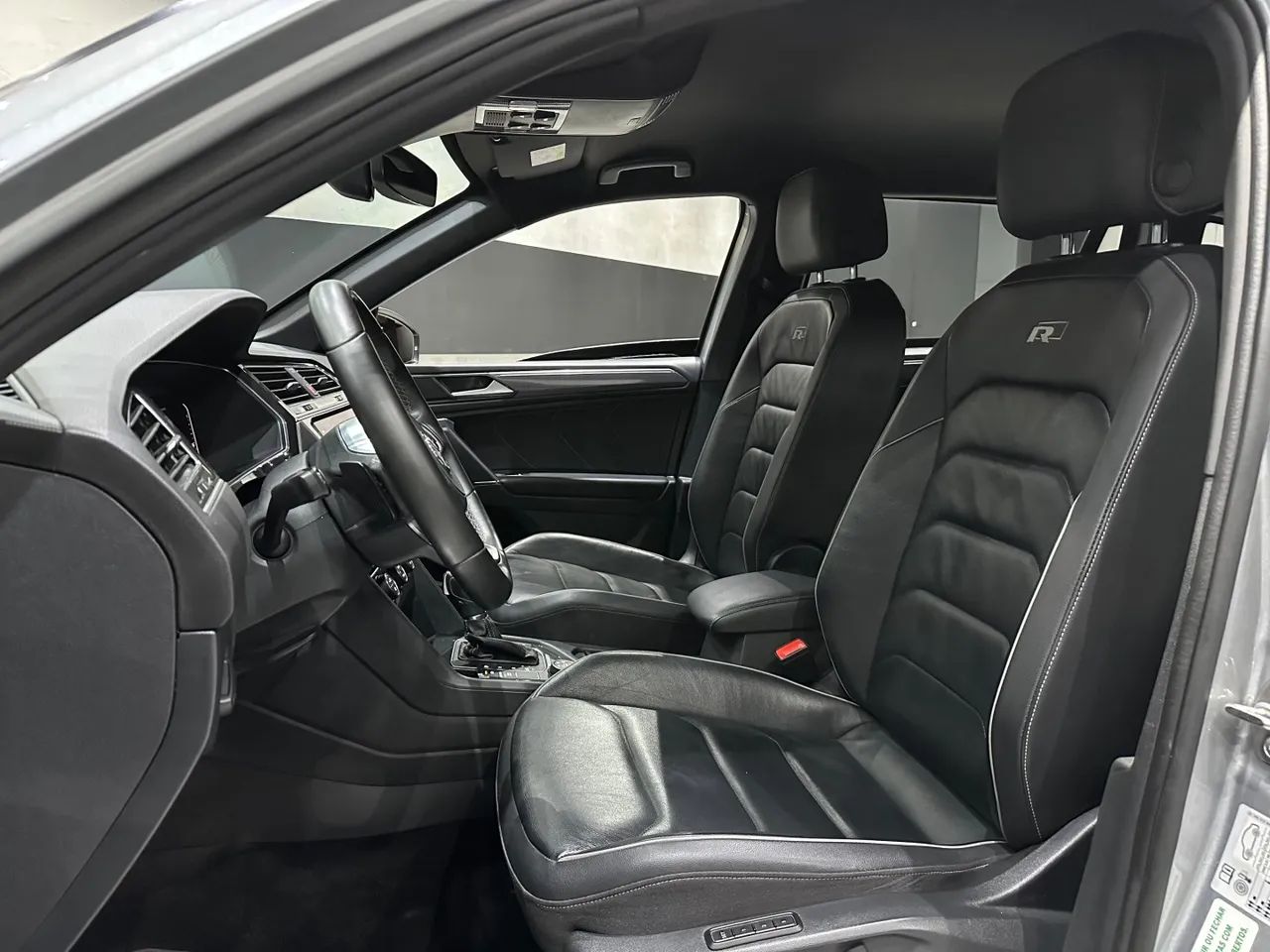 Volkswagen Tiguan Allspac R-Line 350 TSI 2.0 4x4, foto 5 de 18