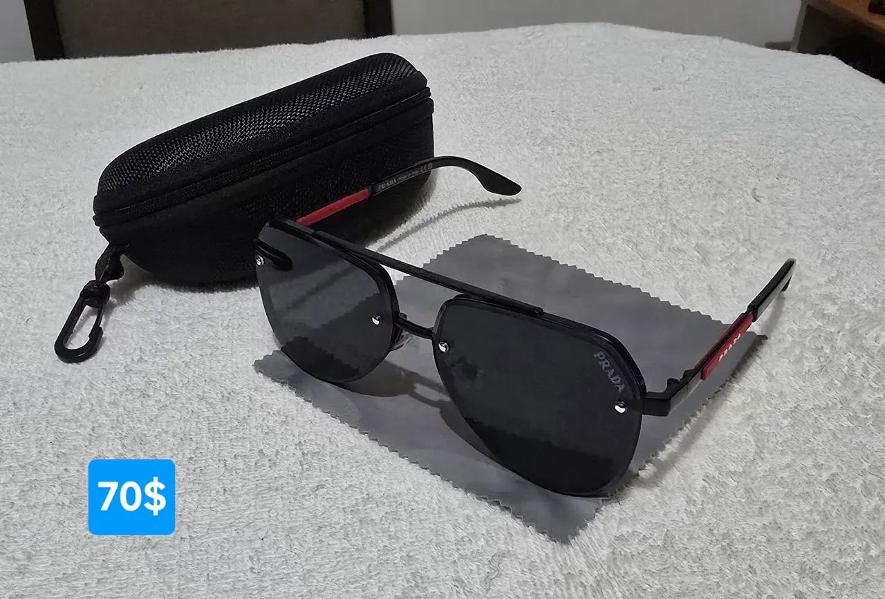 Óculos estilo aviador da Prada 