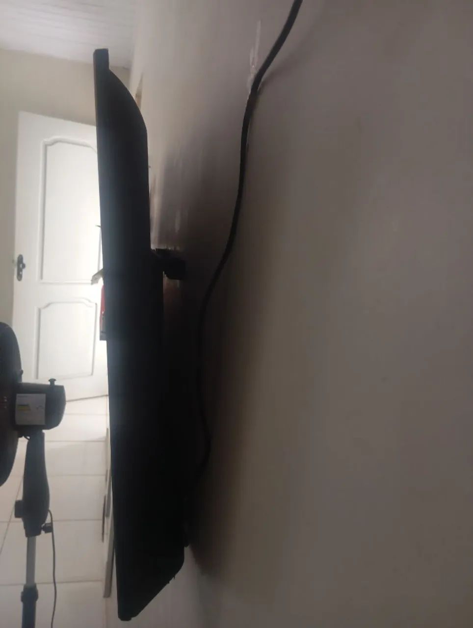 Smart tv 43 polegadas Philips sistema Roku - Foto 2