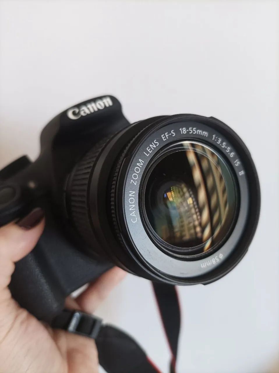 CÂMERA CANON T5 (Seminova)
