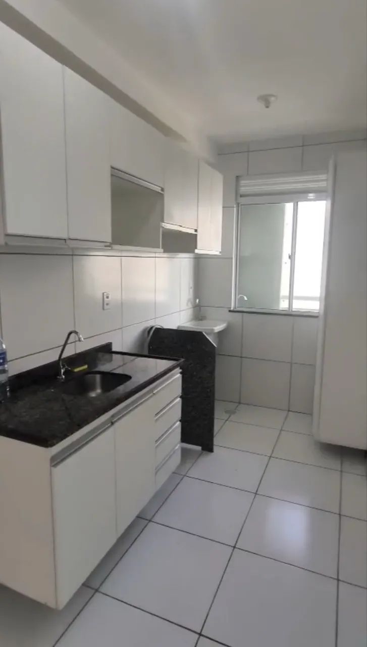 Alugo apartamento com projetados