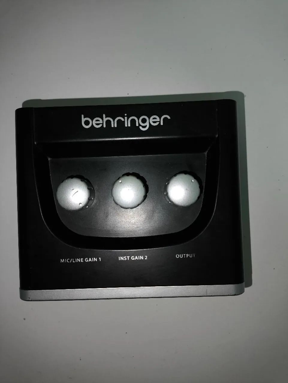 BEHRINGER U-PHORIA UM2 - Foto 3