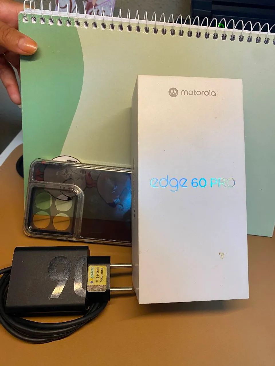Motorola Edge 60 PRO Violeta 256GB, 12RAM + 12RAM Boost  - Foto 4