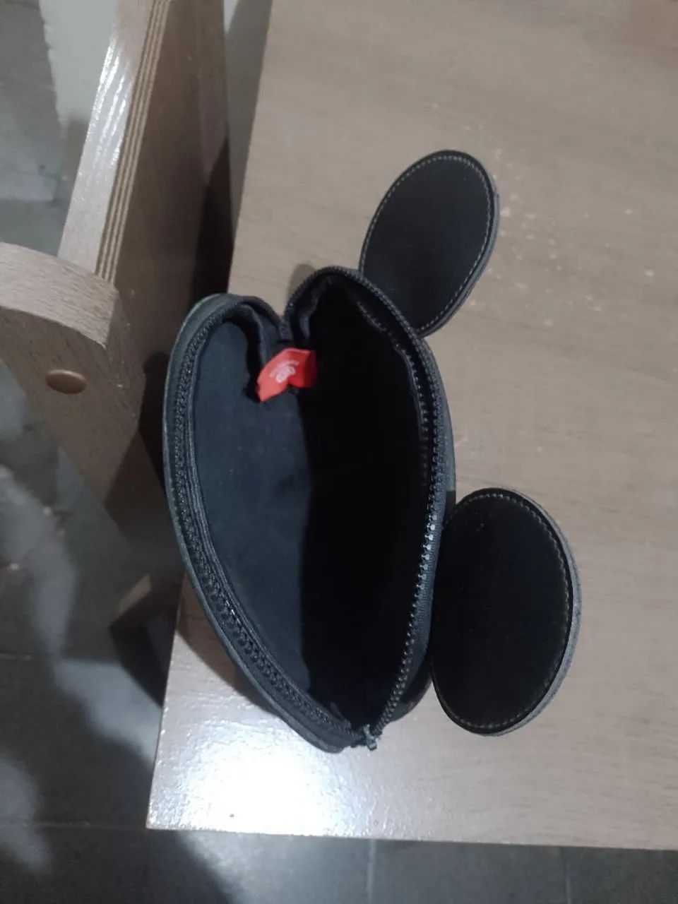 Bolsinha + porta moedas Mickey mouse  - Foto 4