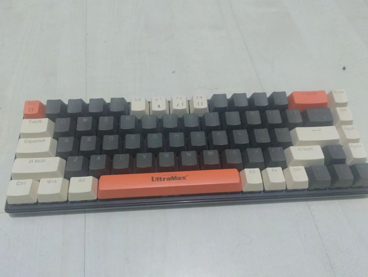 Teclado Mecânico 60%