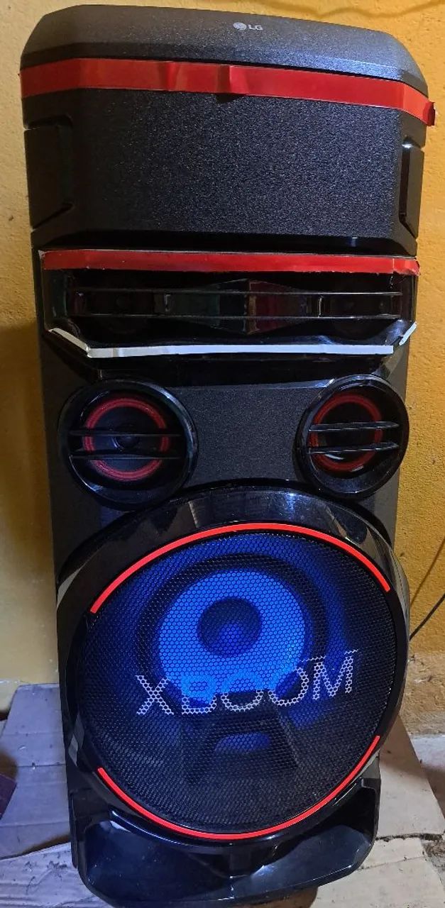 Caixa de som  XBOOM   LG