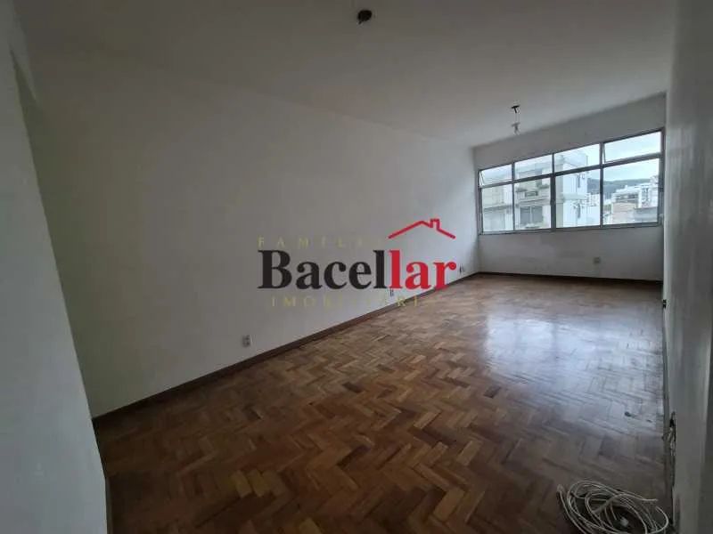 Apartamento : / Residencial / Andaraí
