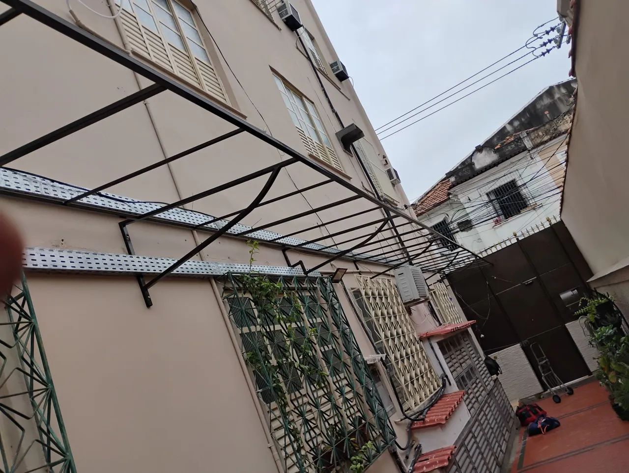 Serralheiro em são Cristóvão RJ  - Foto 3