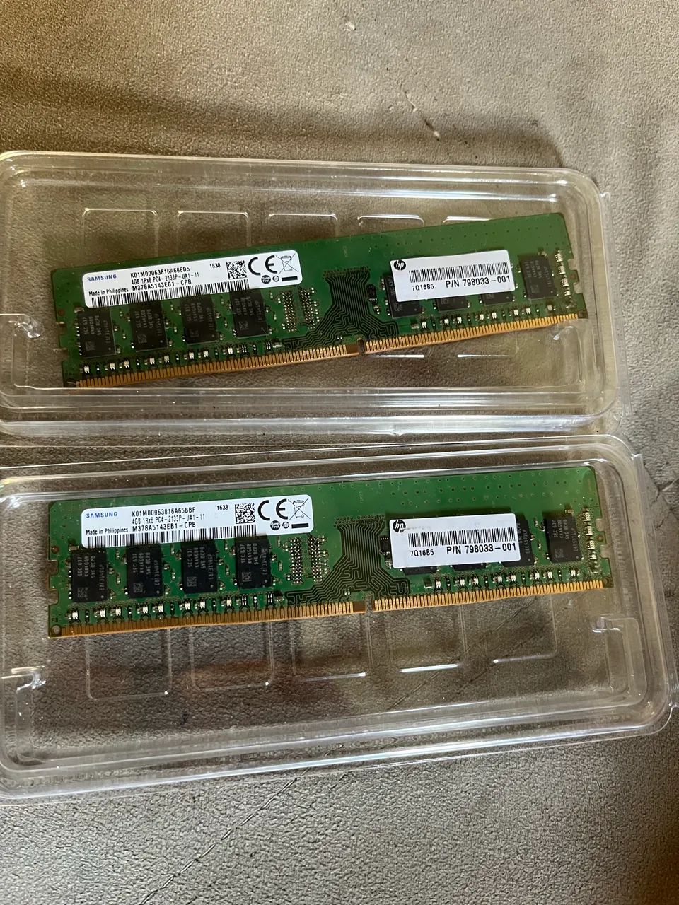 2 pentes de memória ram 4gb