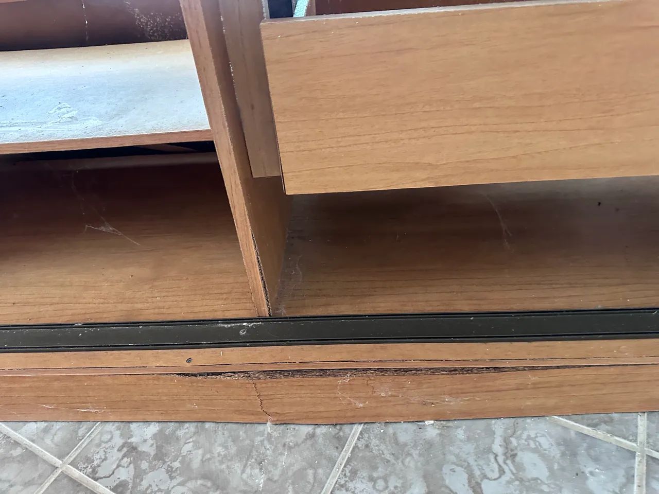 Guarda roupa PARA AJEITAR - Foto 5