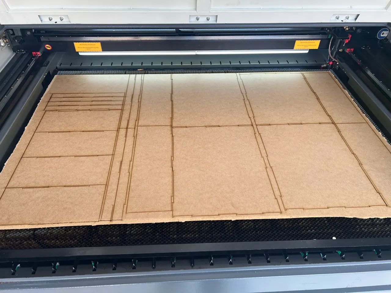 Corte em MDF e Acrílico em máquina a laser - Foto 2