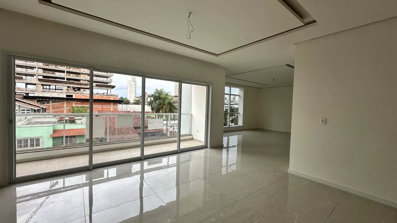 Apartamento 4 dormitórios em frente a AABB - Foto 5