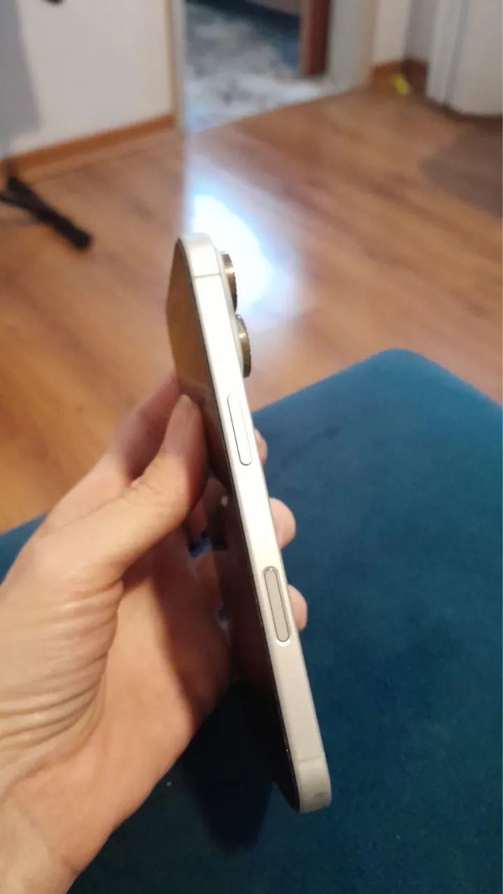 iPhone 17 branco  - Foto 4