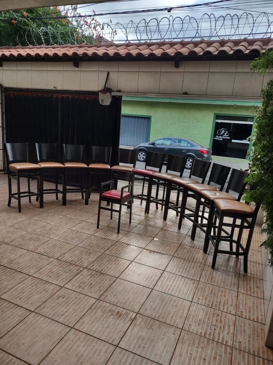 Vendo banquetas semi novas 
