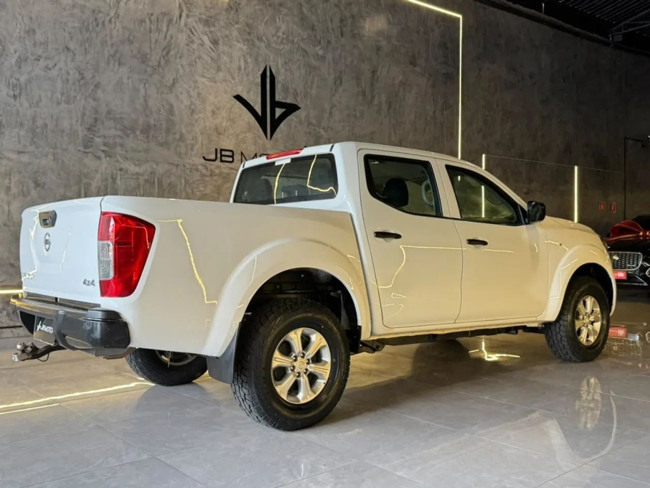 Nissan Frontier XE CD 4x4 2.3 Bi-TB Diesel Aut., foto 4 de 20