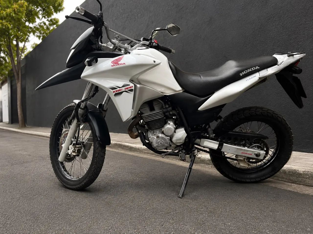 XRE 300 - Foto 2