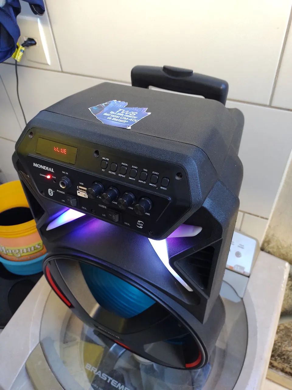Caixa de som Mondial amplificada e com bluetooth sem bateria - Foto 2