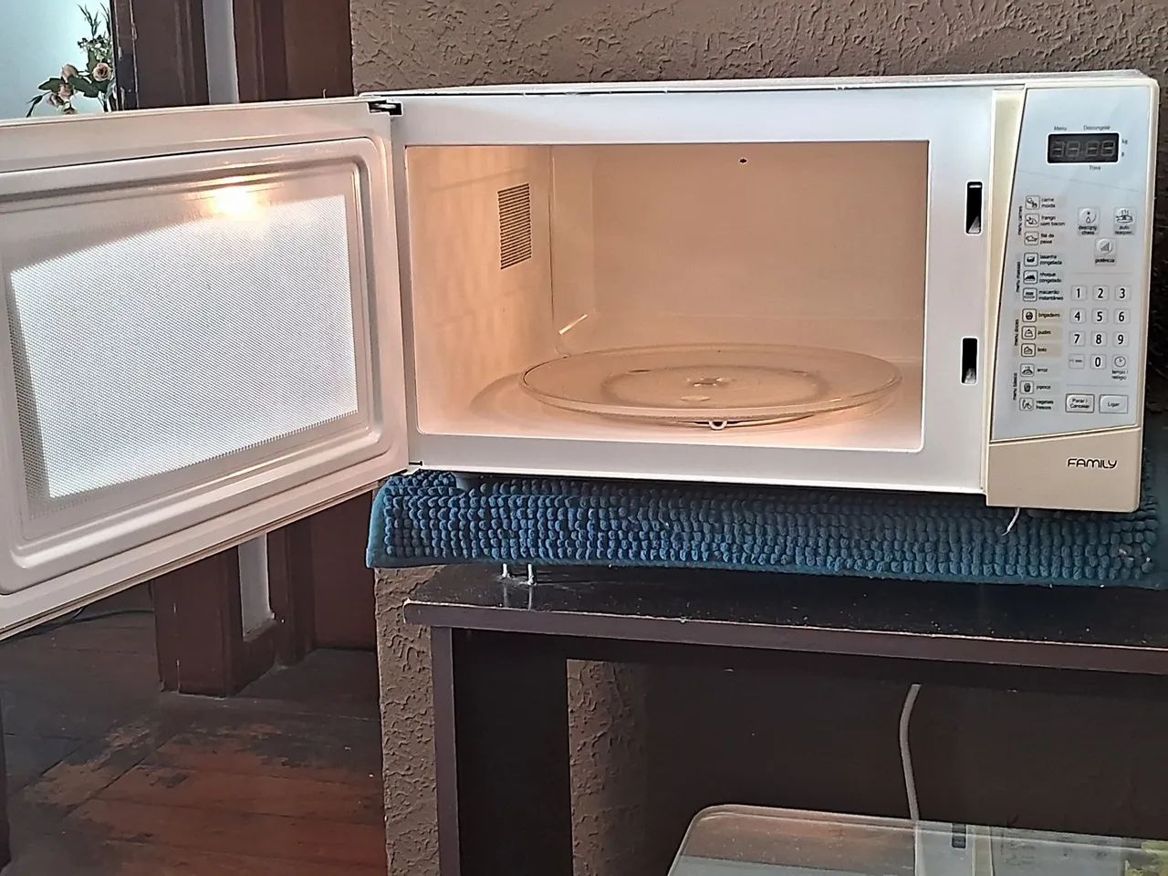 Microondas Panasonic 35 litros ( Funcionando perfeitamente) - Foto 4