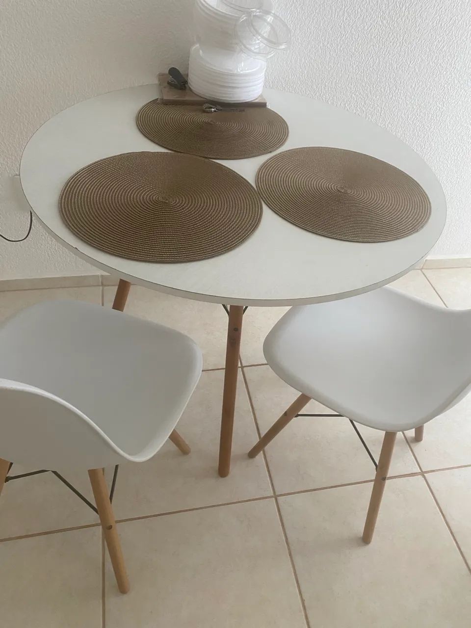 Mesa 2 cadeiras  - Foto 2