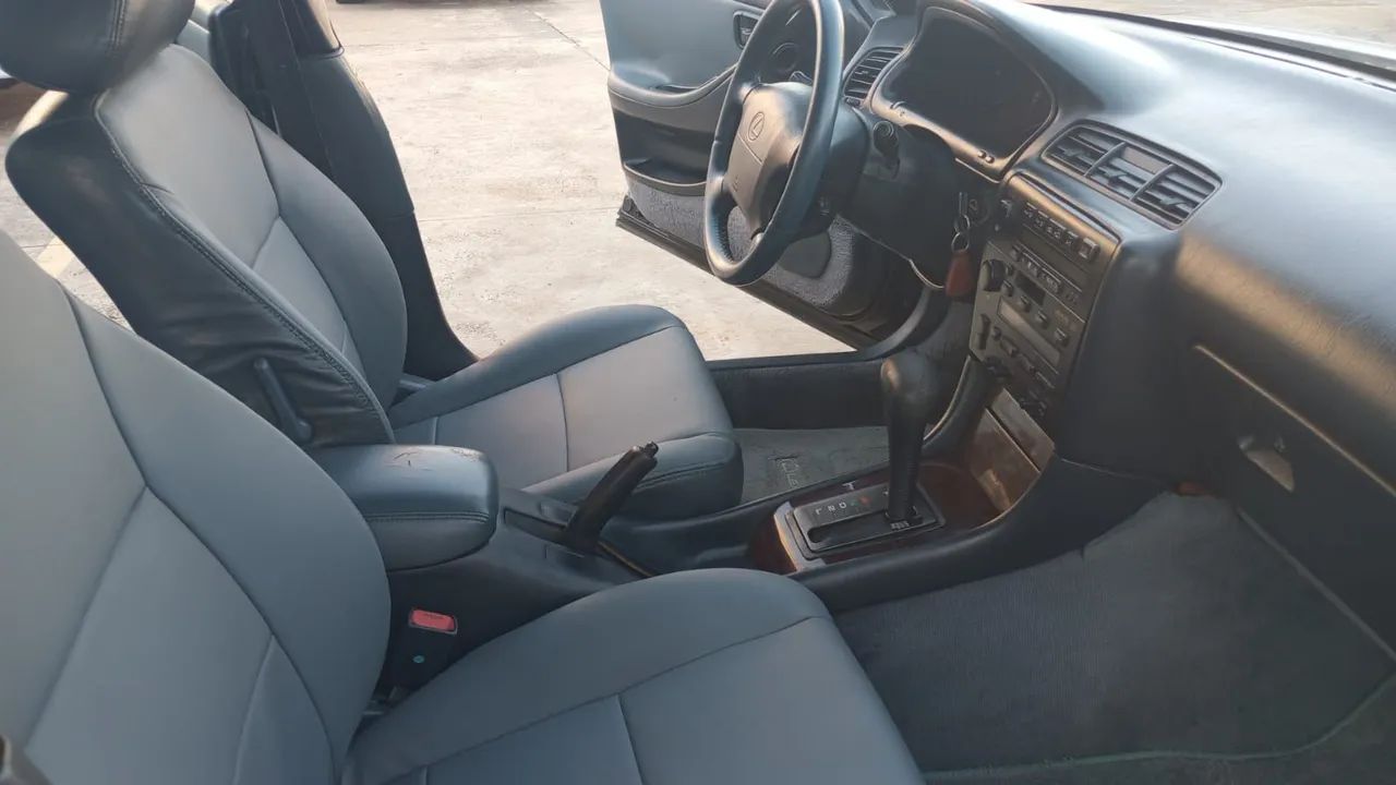 Lexus ES-300 3, foto 19 de 20