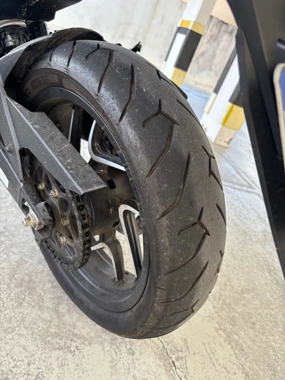 Bajaj dominar 400 - Foto 3