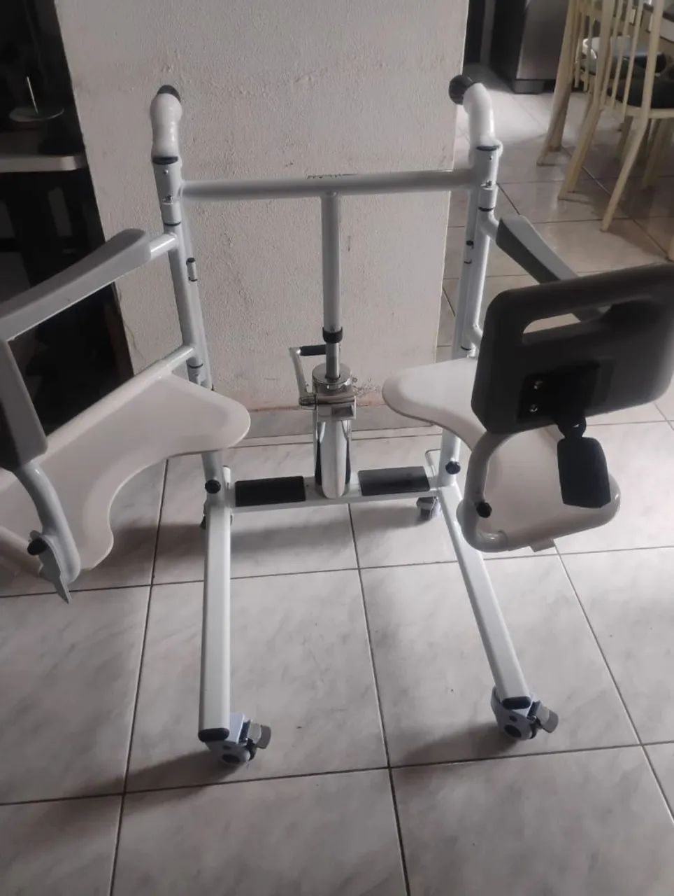 Cadeira de transferência . - Foto 2