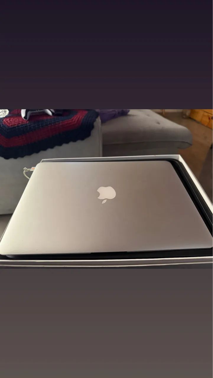 Mac book