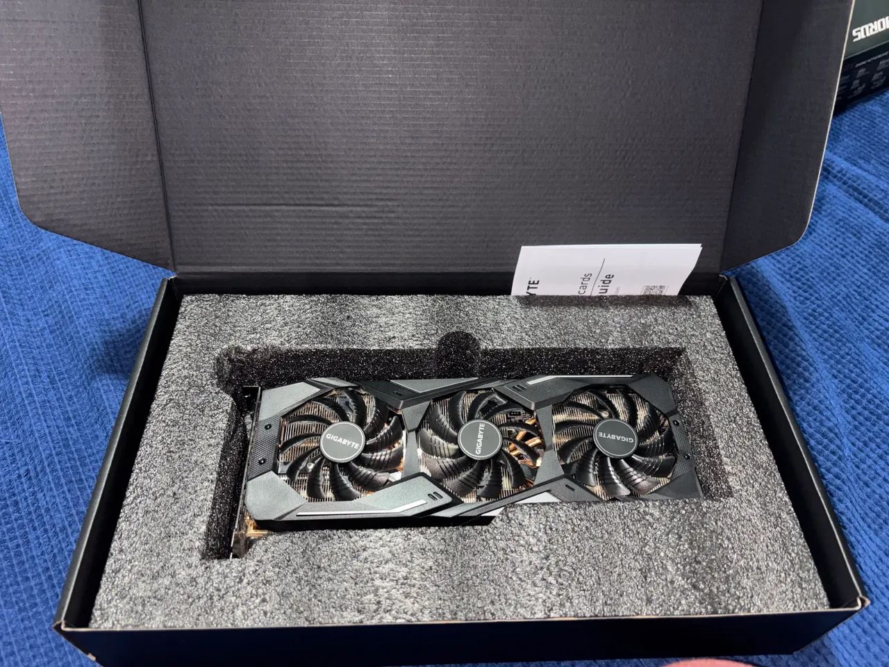 Placa de Vídeo Gigabyte NVIDIA GeForce RTX 2060 Super 8GB