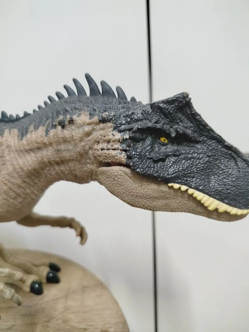 Alossauro Jurassic world dominon - Foto 2