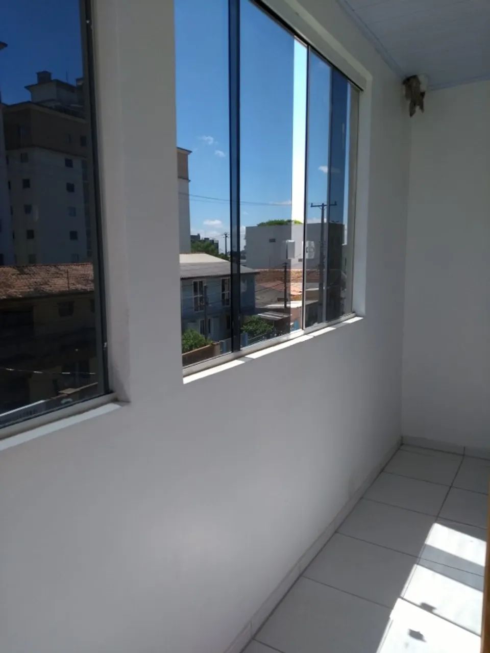 Kitnet com banheiro individual