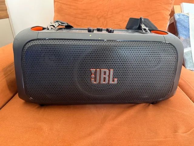 CAIXA DE SOM JBL 