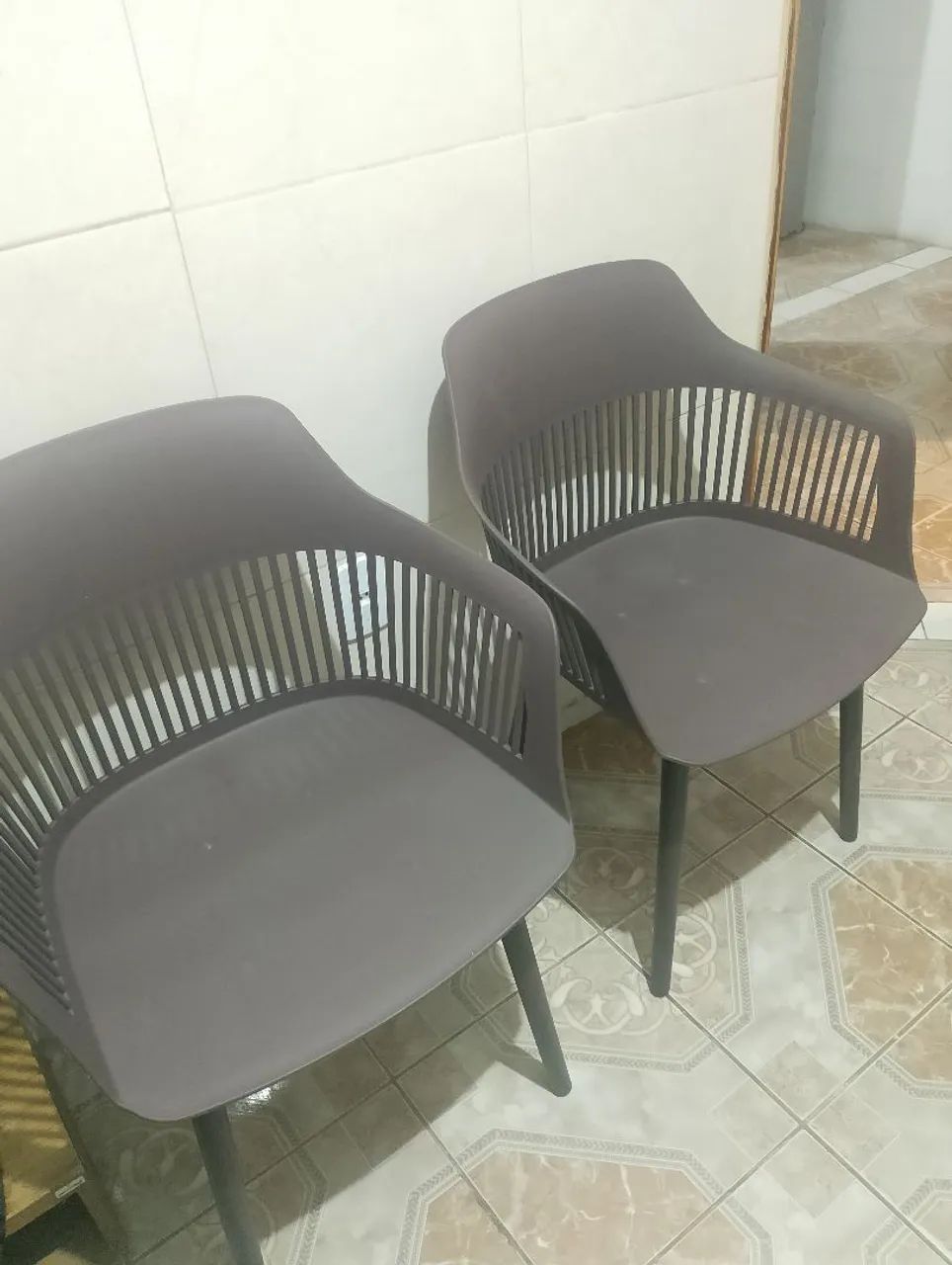Poltronas de plástico! - Foto 2