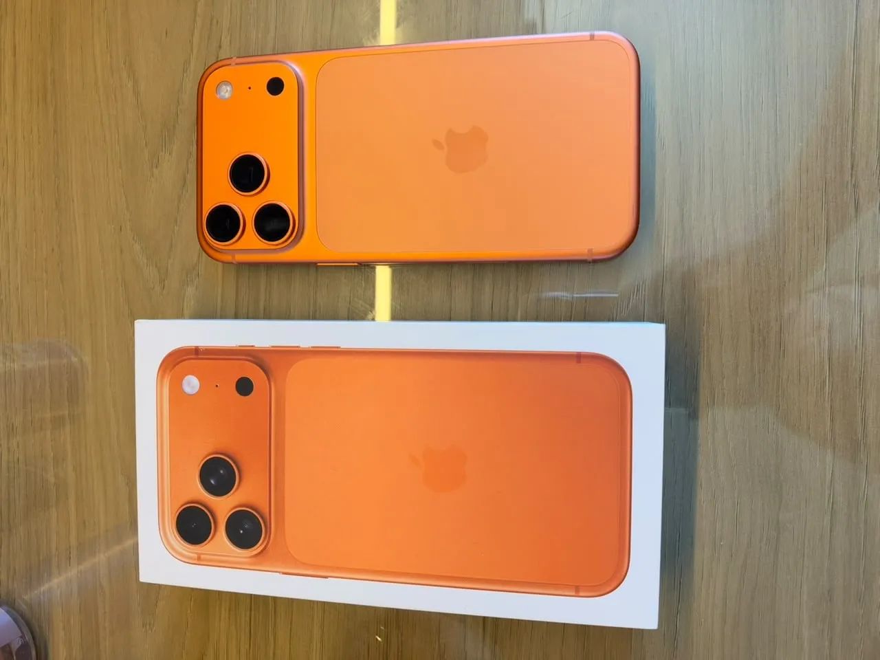 iPhone 17 PRO MAX SEMI NOVO
