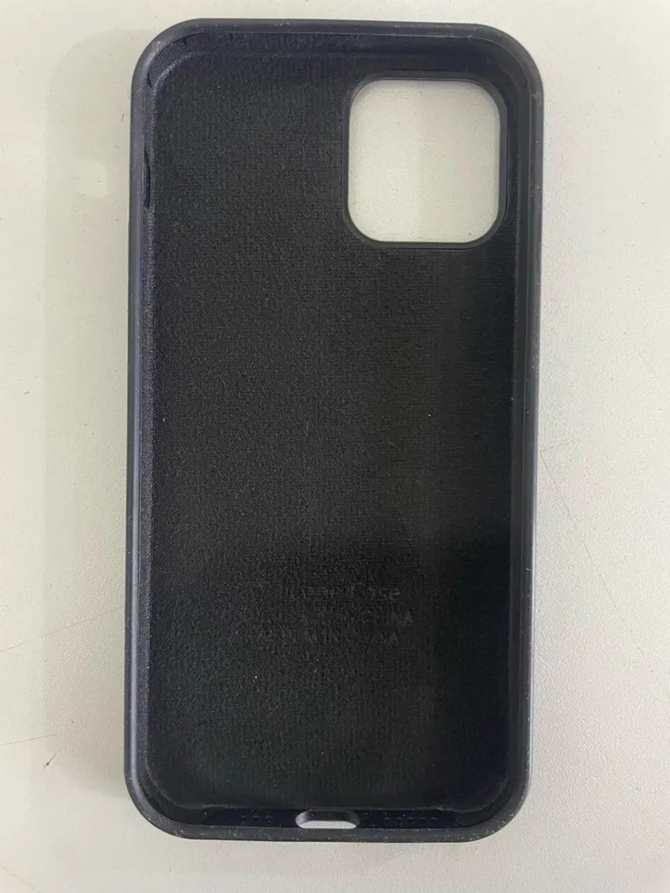 Capinha de Silicone para IPhone 12/12 Pro  - Foto 4
