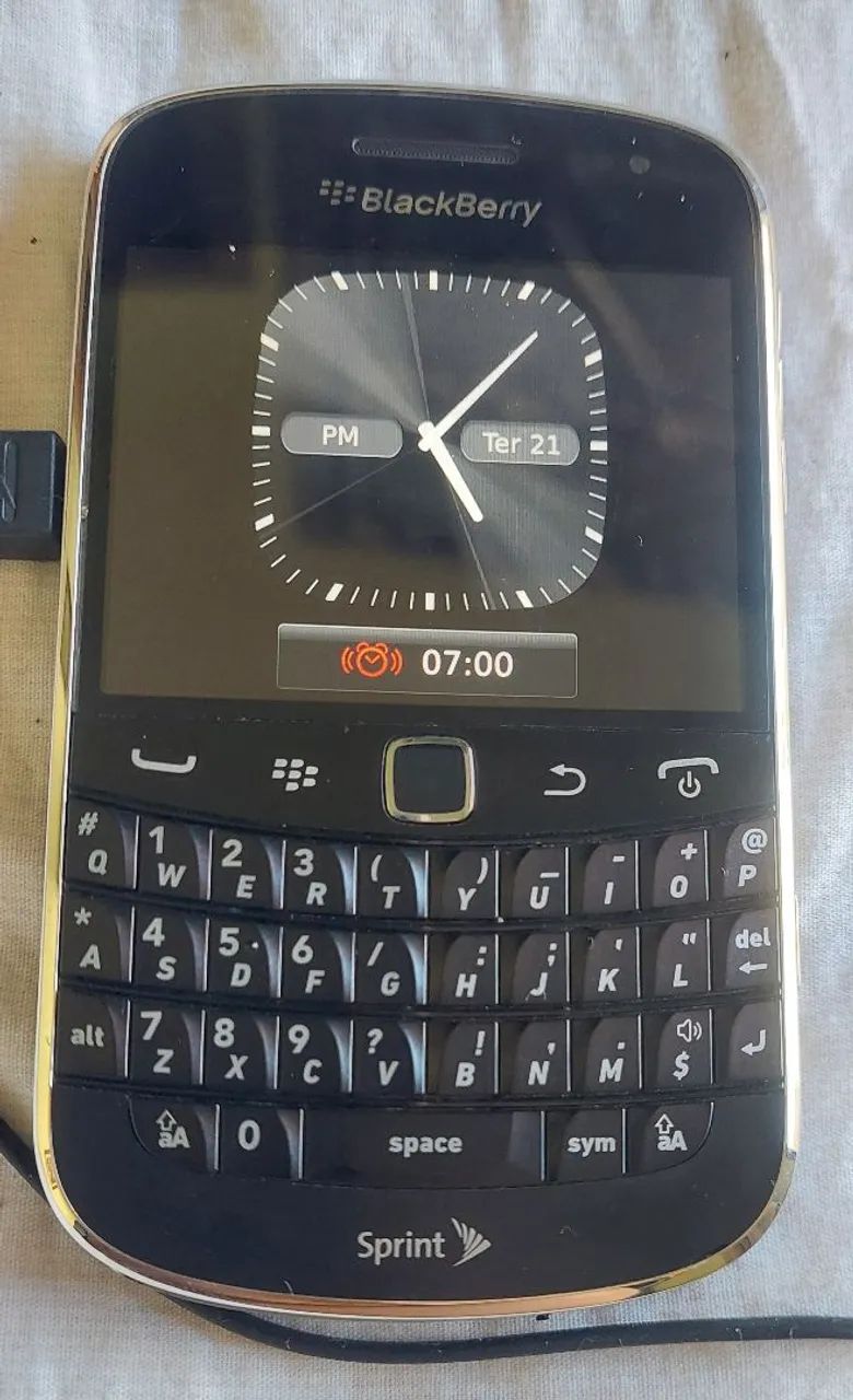 blackberry bold 9930 smartphone celular Blackberry sprint com case  e carregador  - Foto 2