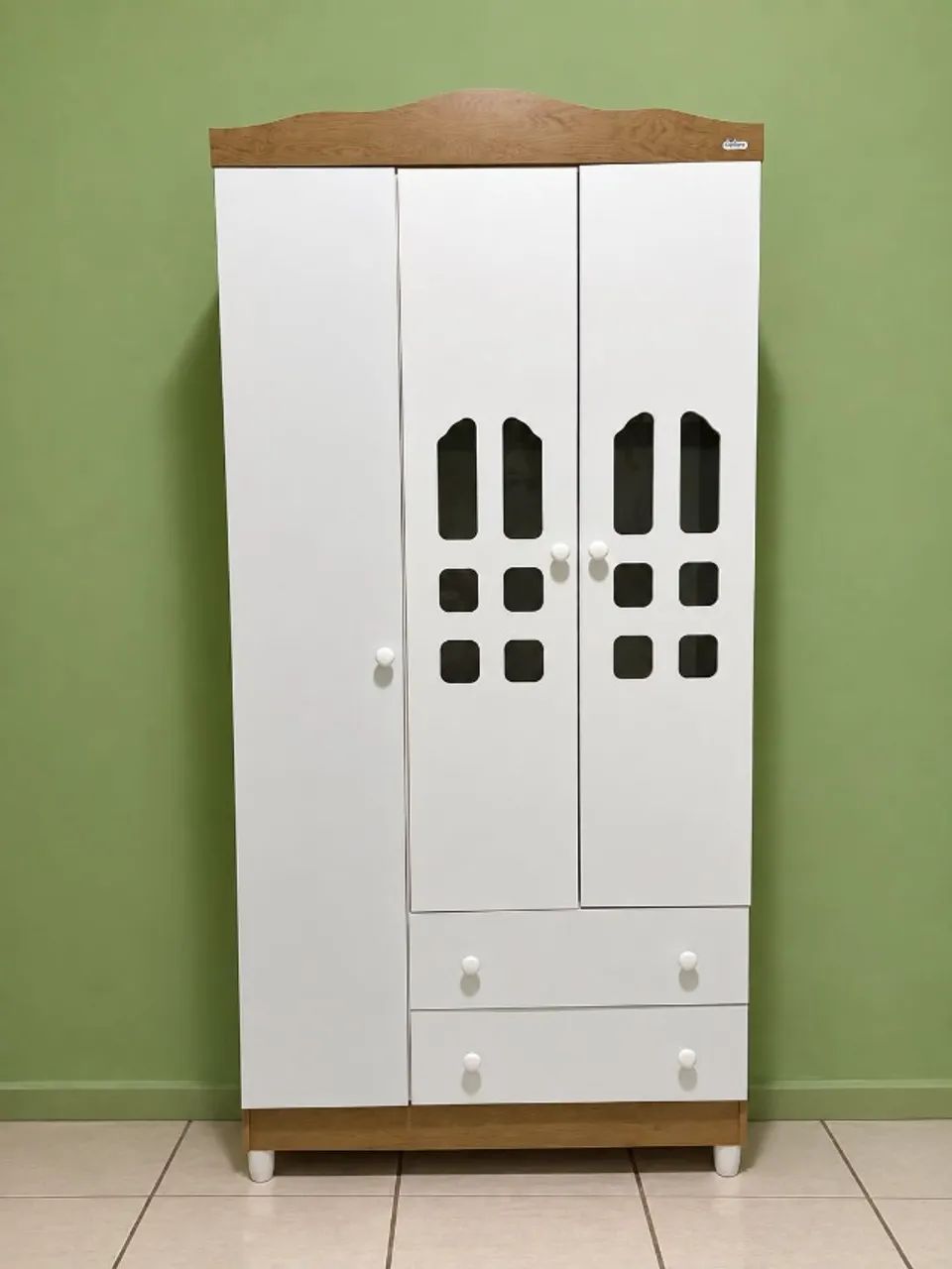 Comoda + Guarda roupa bebé 