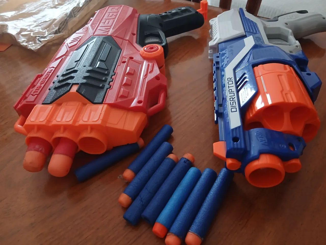 Desapegando de duas Nerfz - brinquedos  - Foto 2