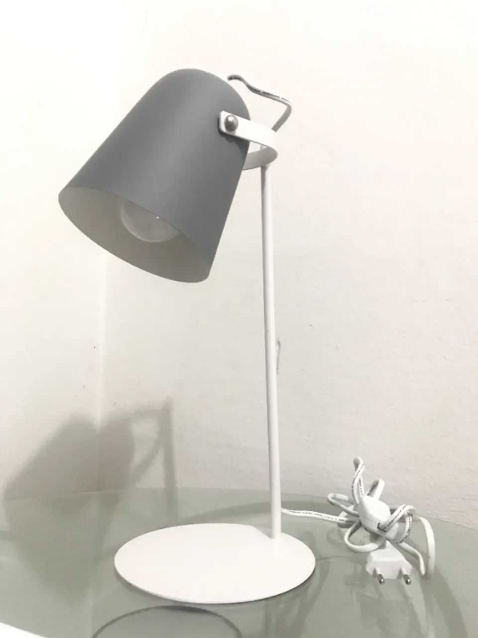 Abajur Luminária Cinza Resistente