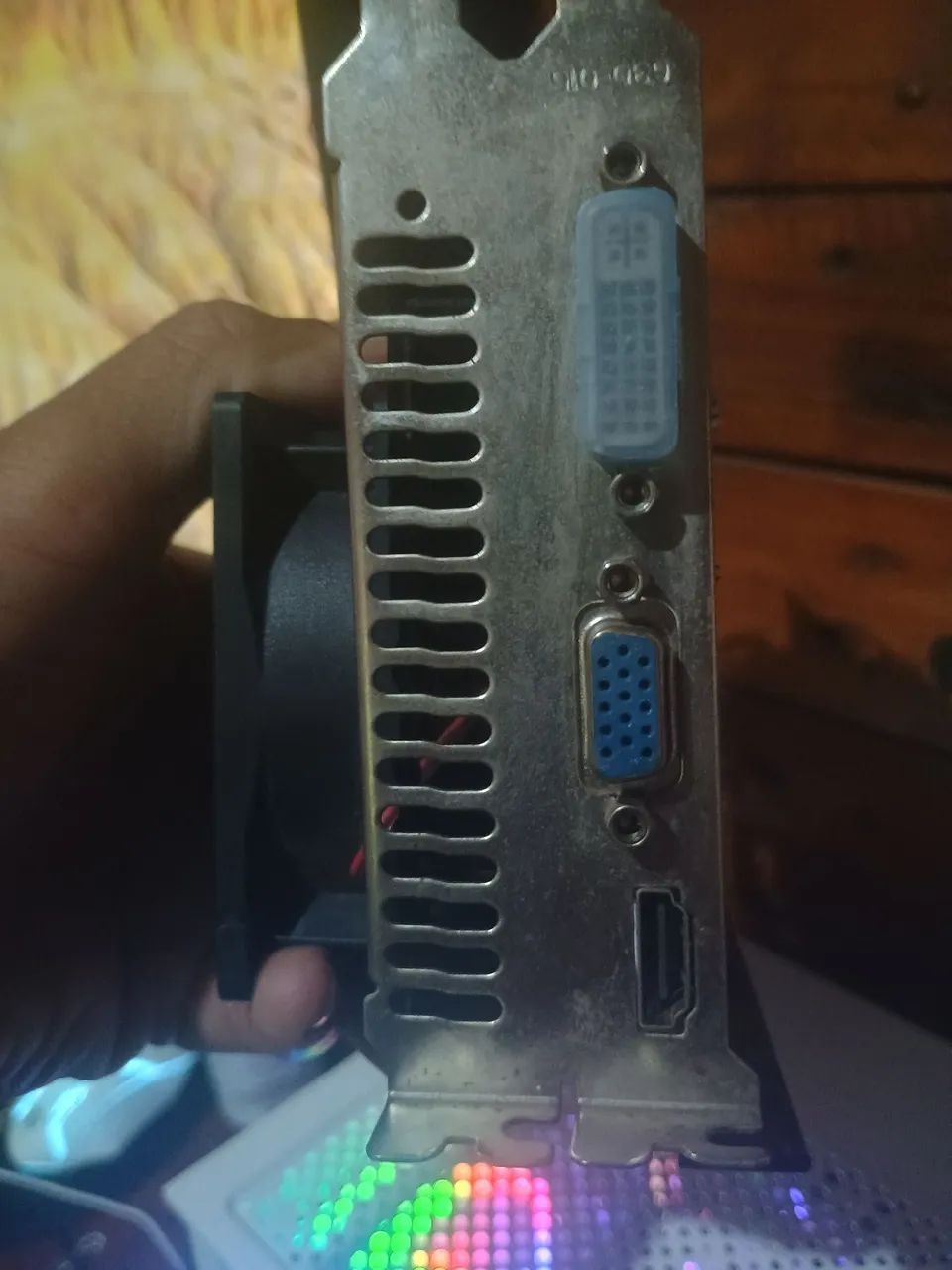 GT 9800 1gb 256 bits - Foto 4
