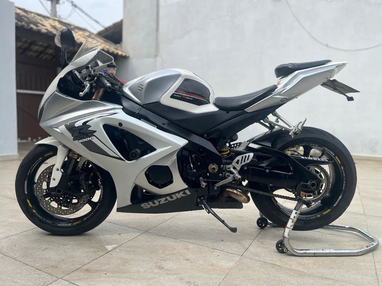 Suzuki 1000 2010 - 1520805467 | OLX