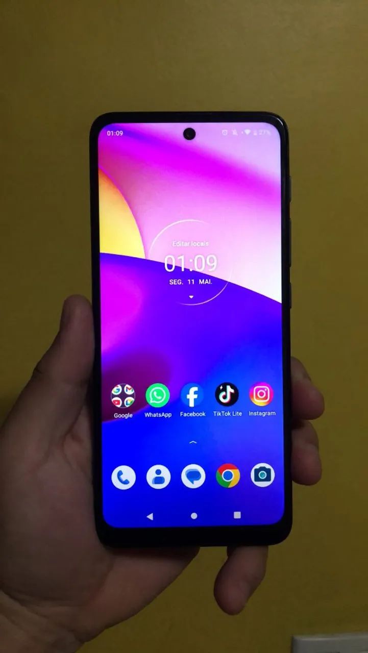 Motorola E40 