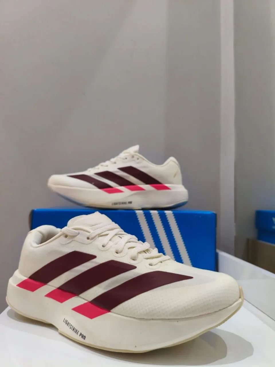 Tênis Adidas Feminino  - Foto 3