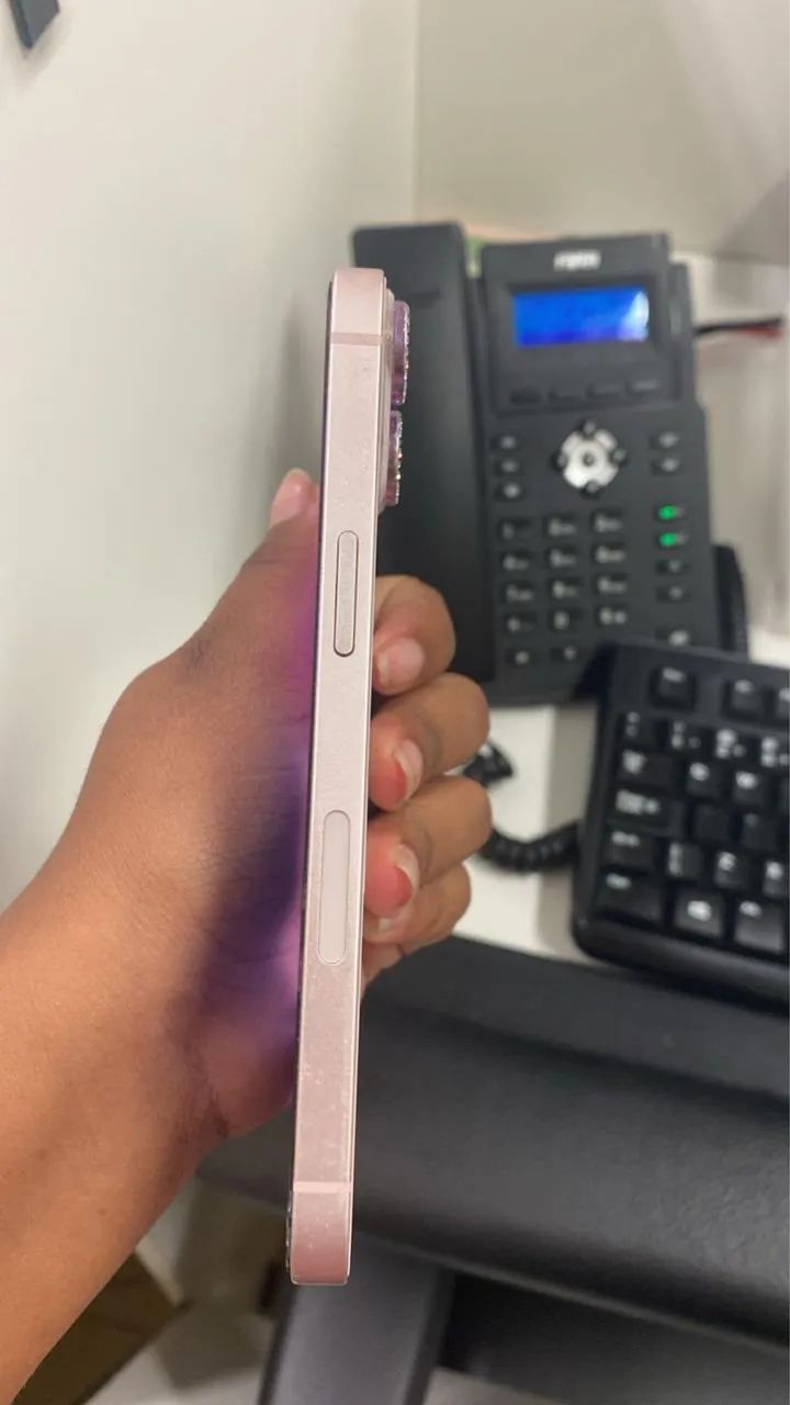 iPhone 13 128GB Rosa - Funcionando Perfeitamente - Foto 3
