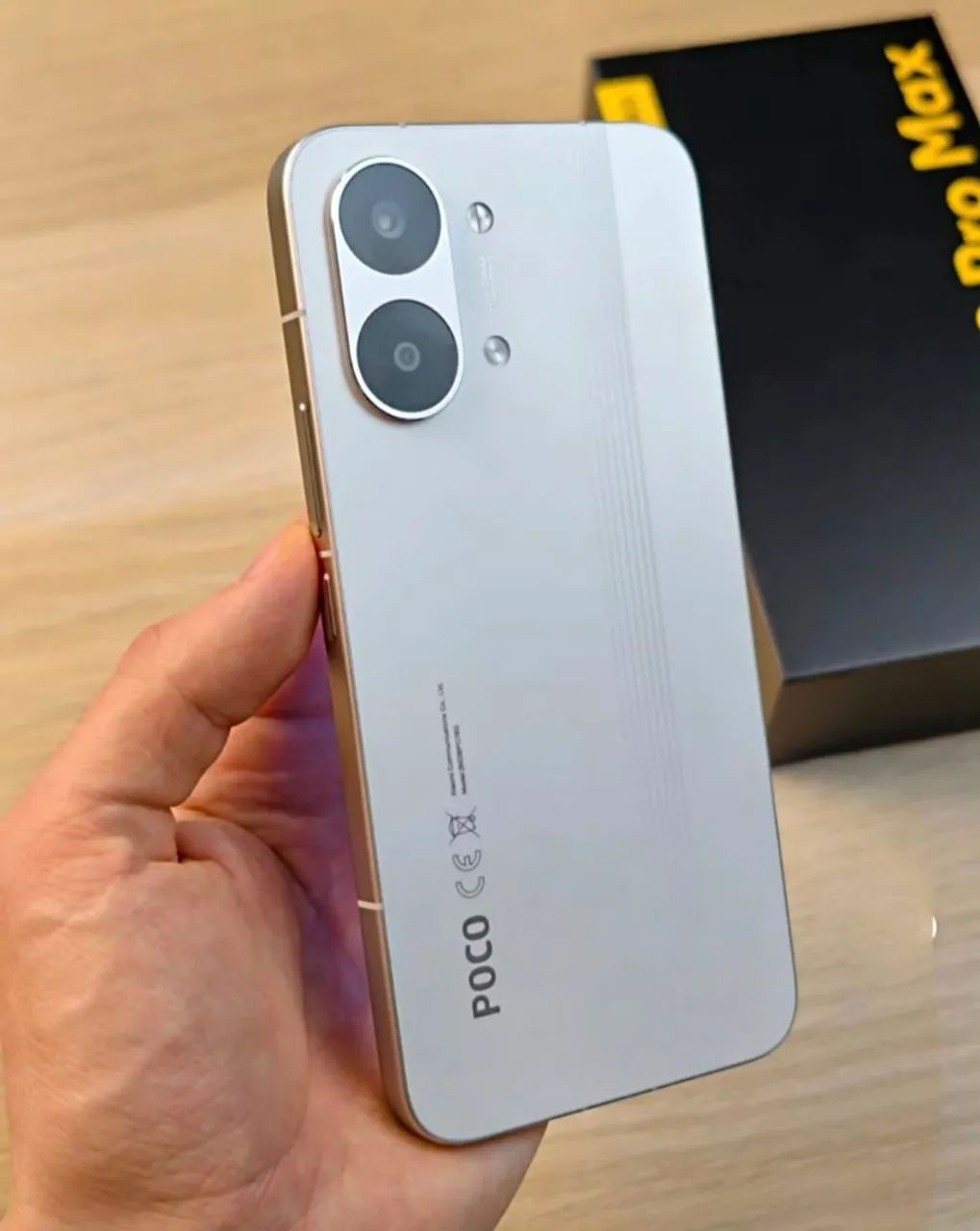 Poco X8 Pro Max 12 RAM 512 GB  - Foto 2