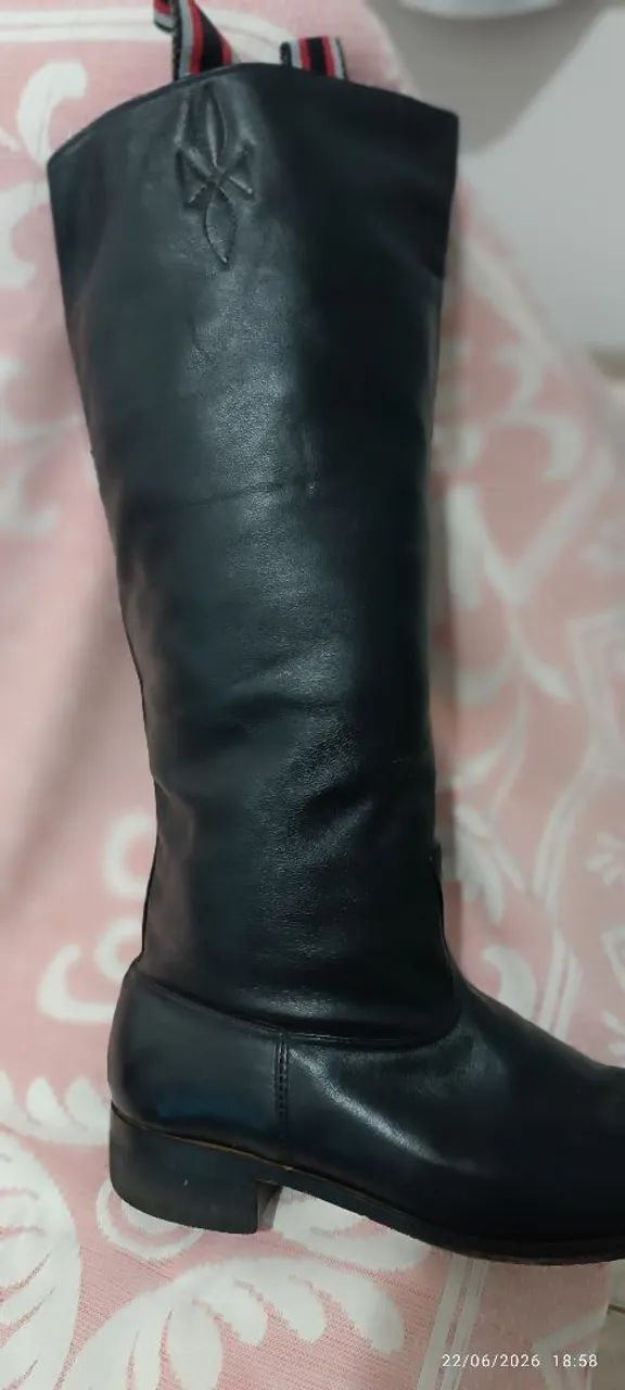 Bota cano longo de couro - Foto 5