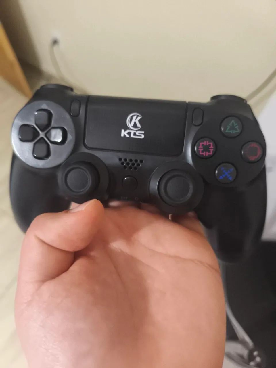 Controle replica de PS4 marca KTS - Foto 2
