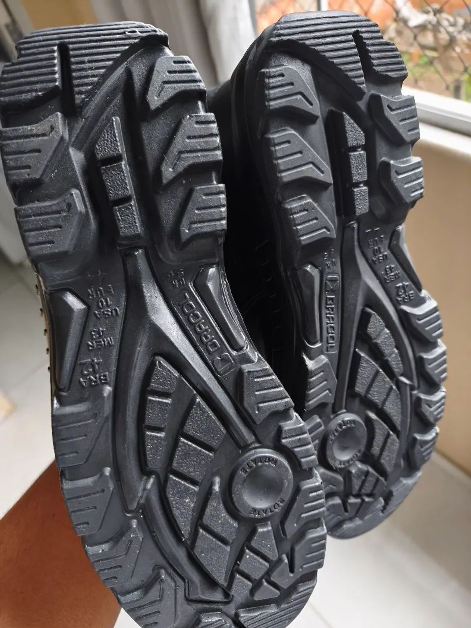 Vendo Bota nova  - Foto 4
