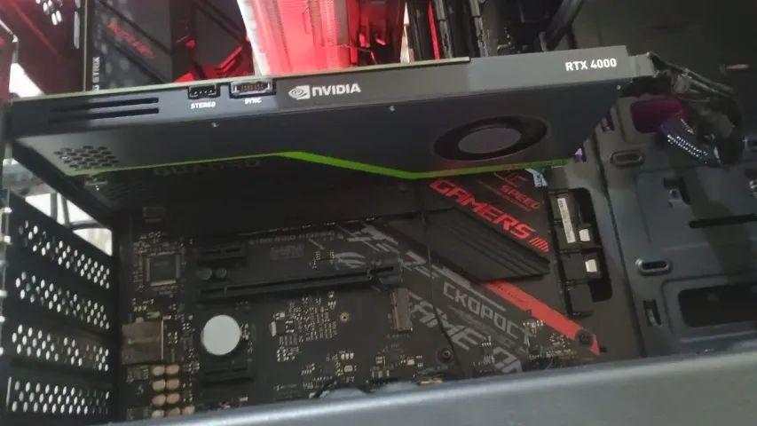 Nvidia Quadro RTX4000 8gb - Foto 4